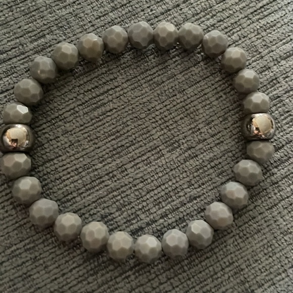 Other - Gray Faceted Crystal Stretch Bracelet w/ Silver Accent Beads – Handmade Unisex